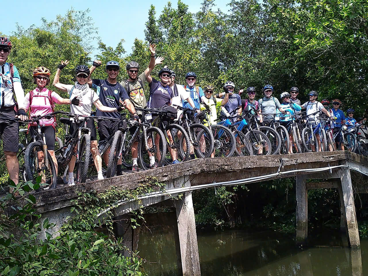 Laos Tours